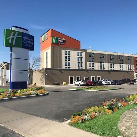 Holiday Inn Express & Suites Toronto Airport West By Ihg Миссиссага Экстерьер фото