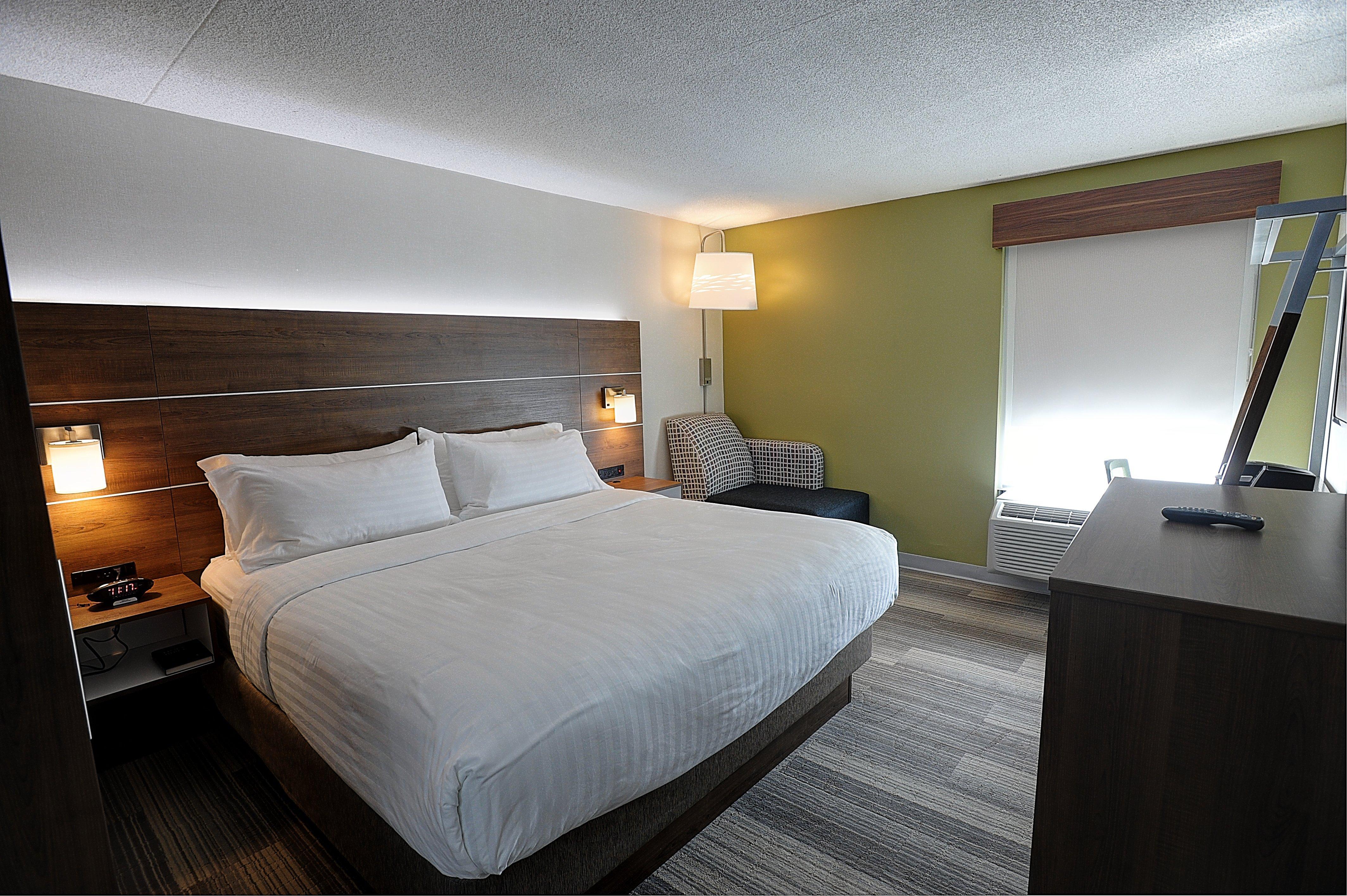 Holiday Inn Express & Suites Toronto Airport West By Ihg Миссиссага Экстерьер фото